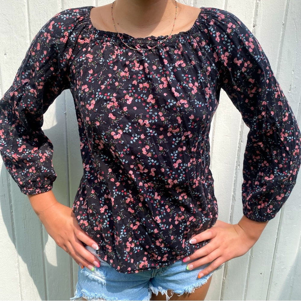 OLD NAVY FLORAL PEASANT TOP